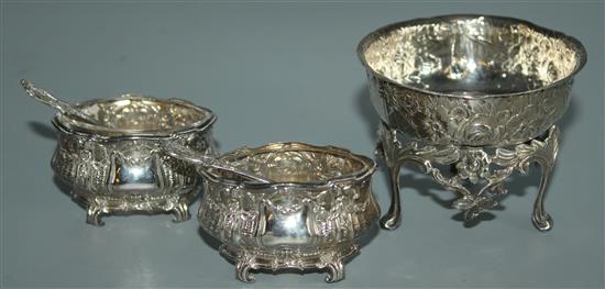 Continental silver sugar bowl and a pair of French silver salts and spoons (3)